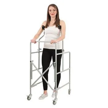 Deambulatore ascellare pieghevole per anziani e disabili